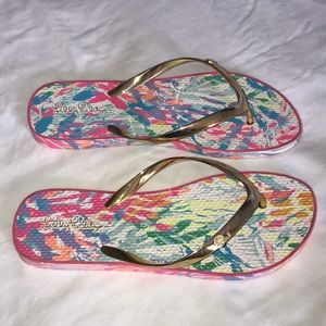 Lilly Pulitzer flip flops